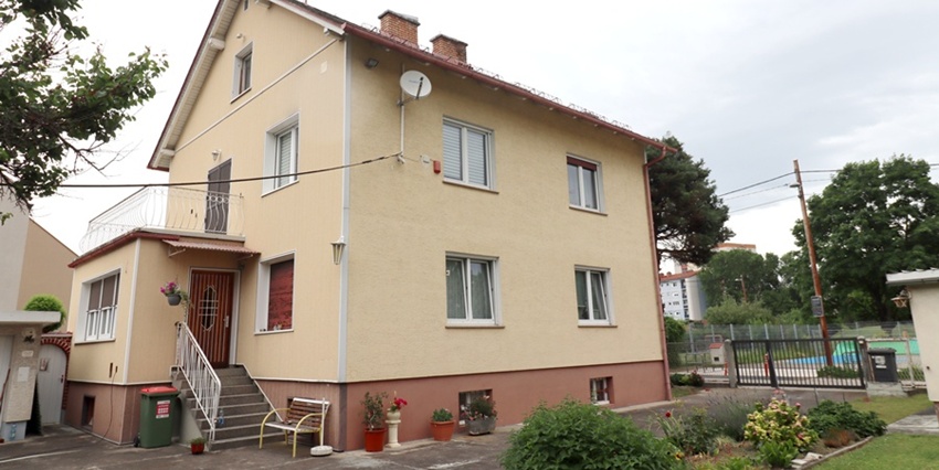 Wohnhaus mit 165 m2 und sehr schönem Garten in ruhiger Sackgasse/Gösting und 1.338 m2 Grund zu verkaufen