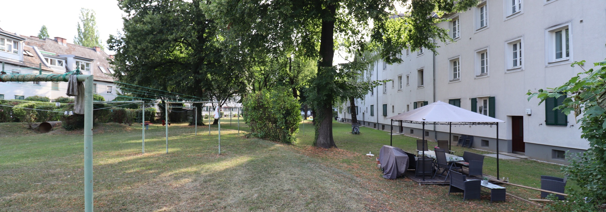 Preiswerte 50 m2 Zweizimmerwohnung im ersten Stock in sehr gepflegtem Zustand mit 14 m2 Kellerabteil zu verkaufen