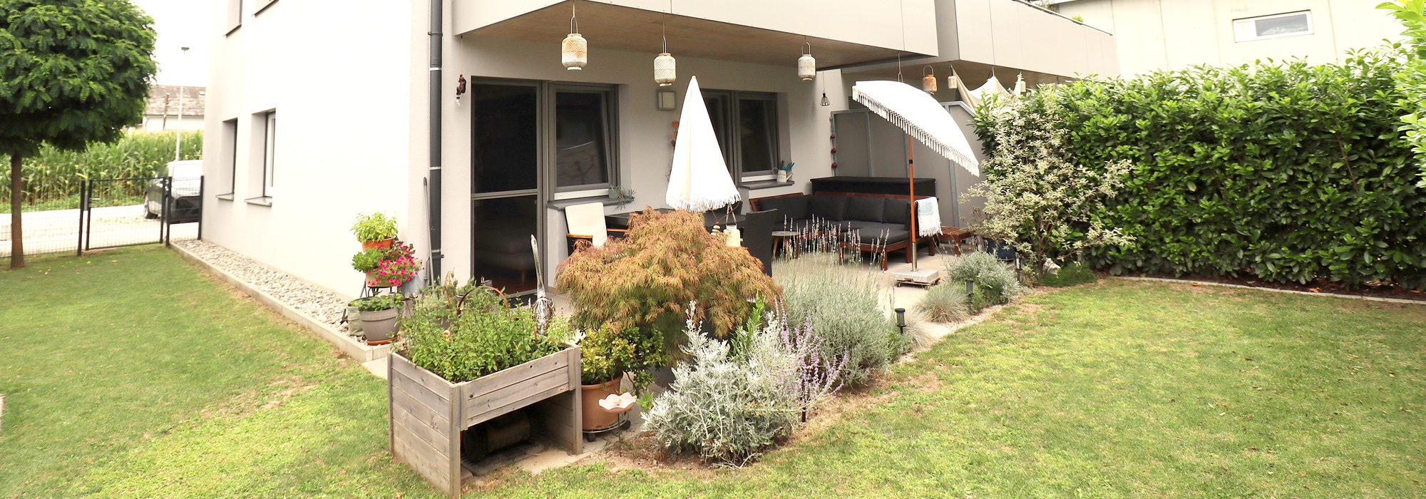 Sehr schöne 2-Zimmerwohnung mit 58 m² und 100 m² Garten plus Carport zu verkaufen